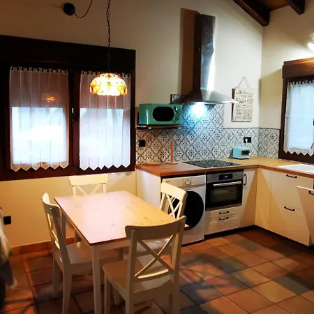 Cueva Les Pedroses Apartment